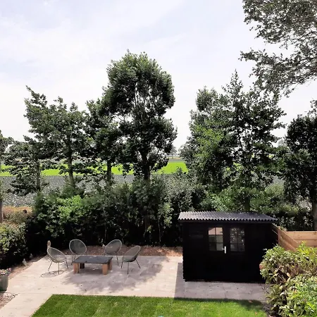 Vakantiehuis Stylish By The Sea