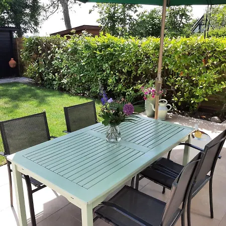 Σπίτι διακοπών Stylish By The Sea Tuitjenhorn