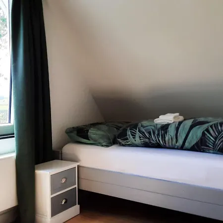 Stylish By The Sea *