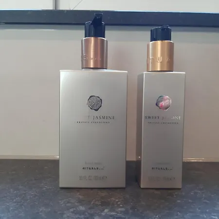 Stylish By The Sea * Tuitjenhorn