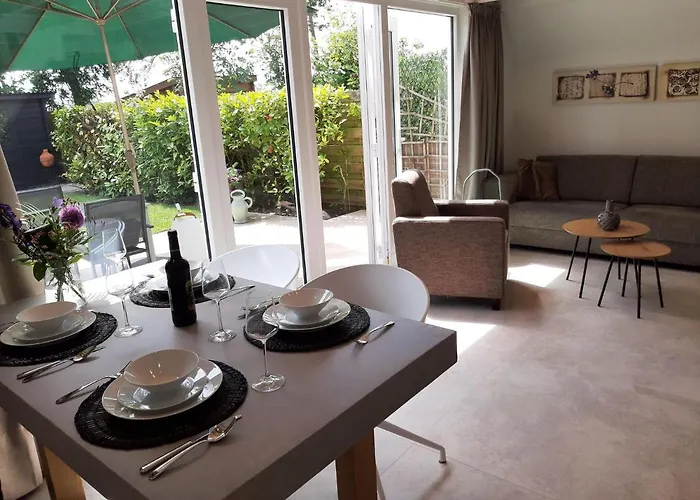 Vakantiehuis Stylish By The Sea