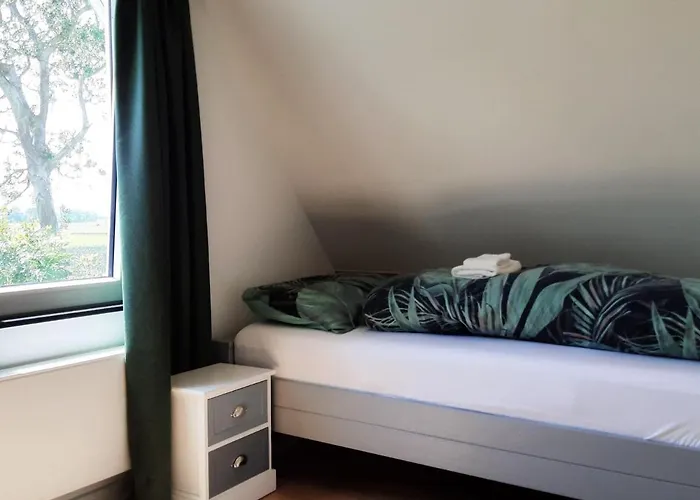 Stylish By The Sea *